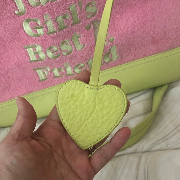 Juicy Couture Pink and Lime Pet Carrier - Picture 11 of 17